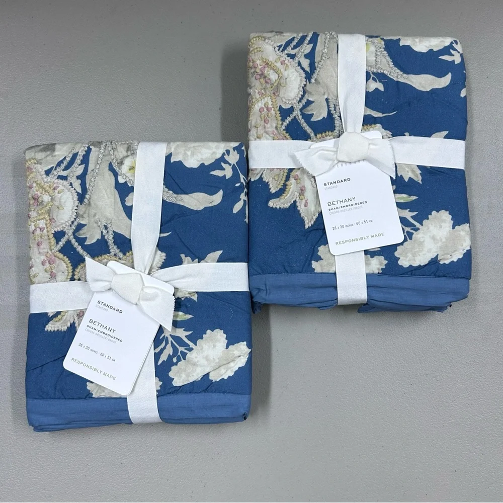 Pottery Barn Bethany Floral Embroidered Reversible Quilt + 2 Standard Shams NWT